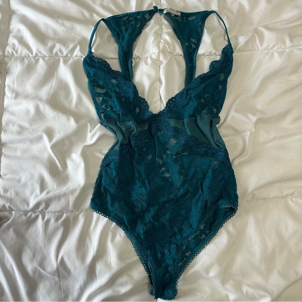 FREE PEOPLE sexy Teal lace bodysuit